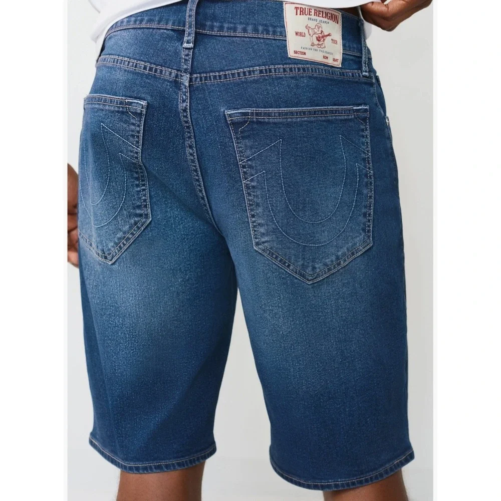 TRUE RELIGION Men's Blue Medium Wash Denim Shorts Relaxed Baggy Size W34 NWT